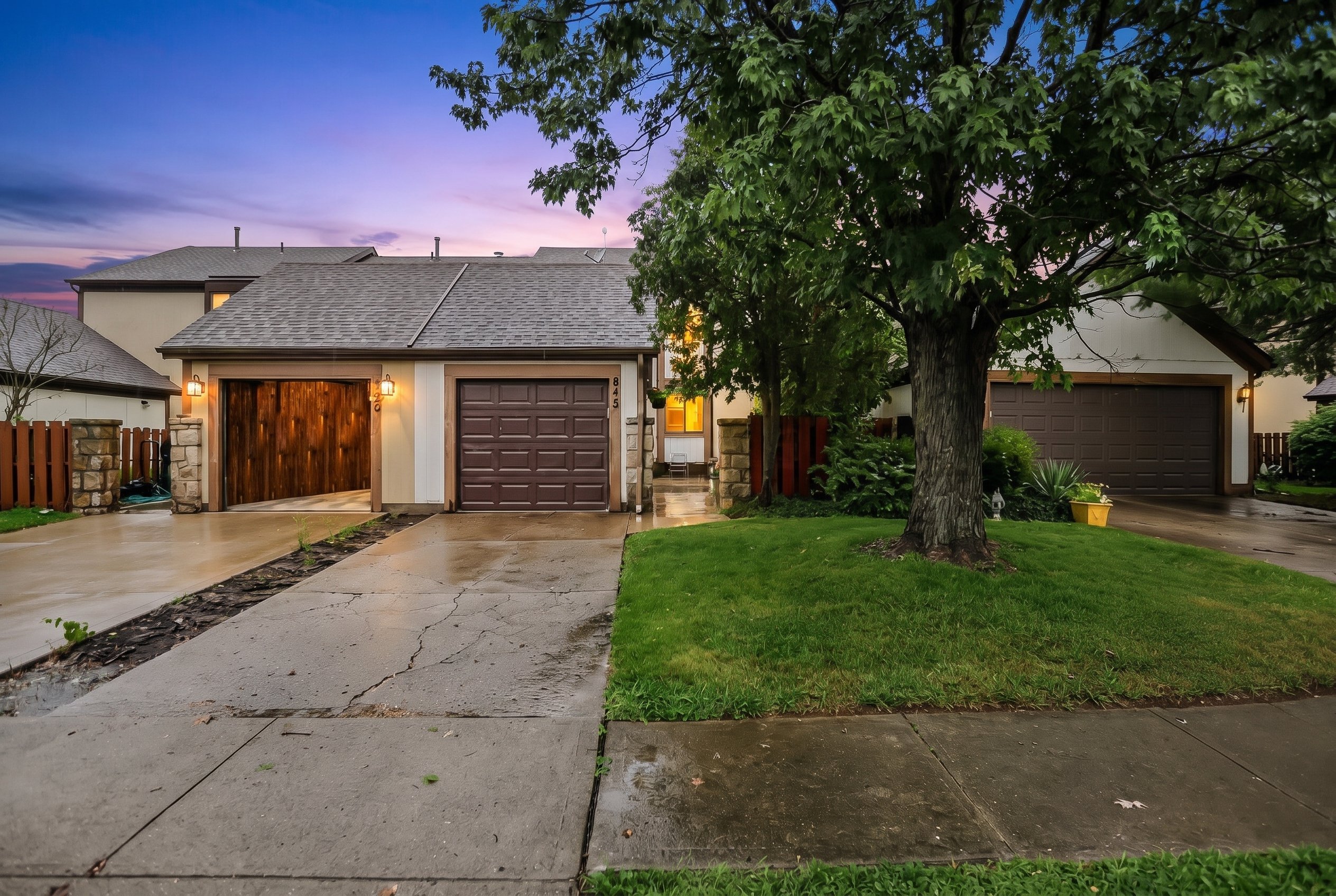 842 N Tamara Dr N, Gahanna OH - twilight exterior
