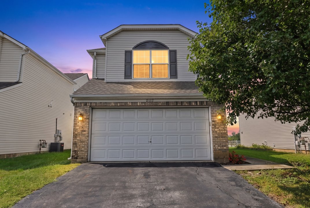 2117 Ripple Road, Hilliard OH - Virtual Twilight
